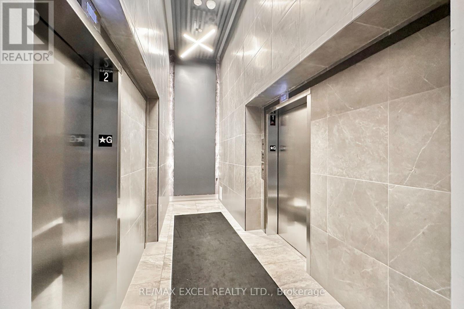 












429 - 2485 TAUNTON ROAD

,
Oakville (RO River Oaks),




Ontario
L6H3R9


