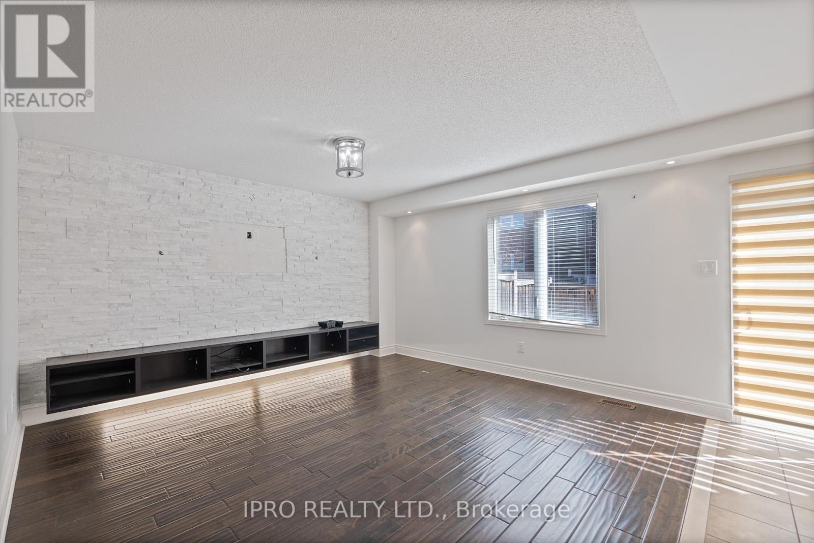 












470 SAVOLINE BOULEVARD

,
Milton (SC Scott),




Ontario
L9T7X3

