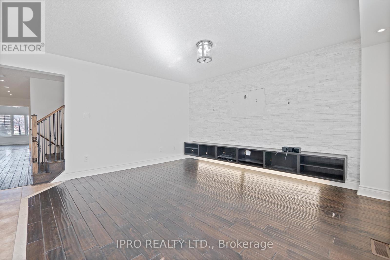 












470 SAVOLINE BOULEVARD

,
Milton (SC Scott),




Ontario
L9T7X3

