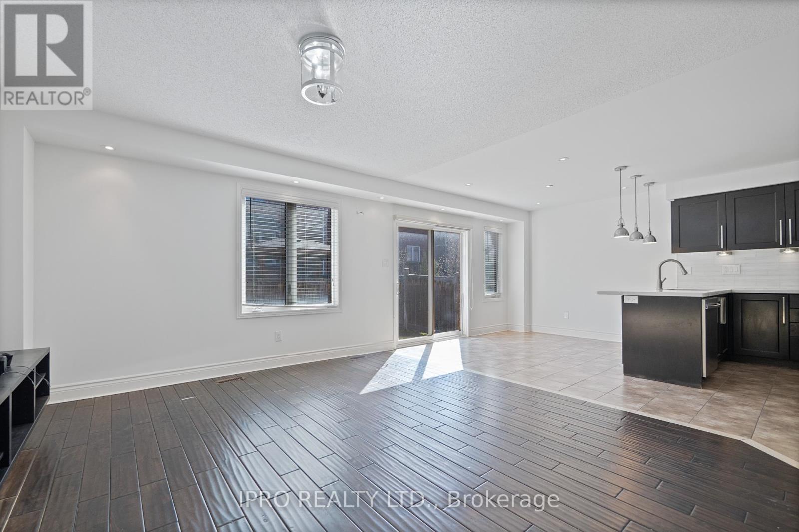 












470 SAVOLINE BOULEVARD

,
Milton (SC Scott),




Ontario
L9T7X3

