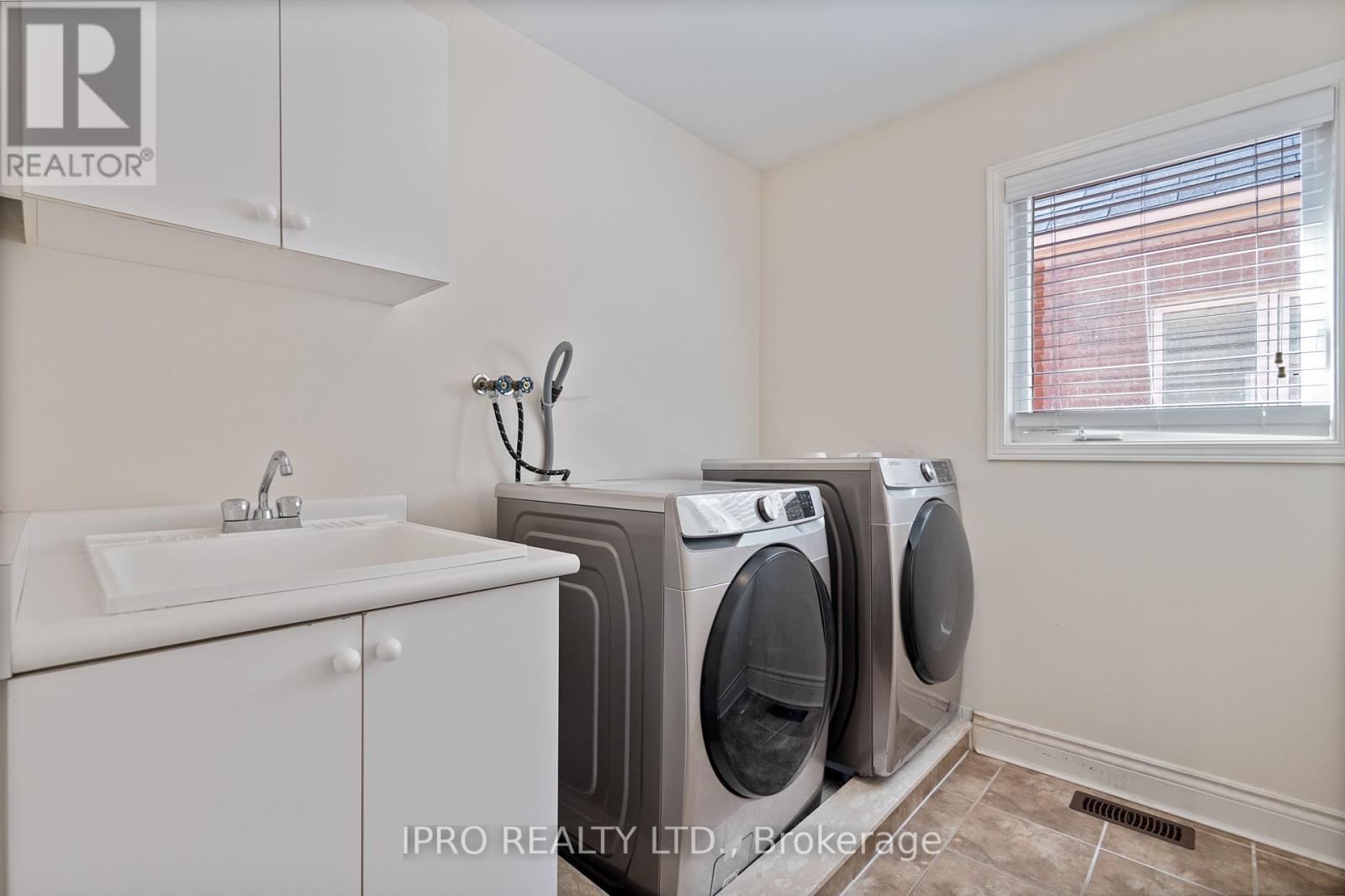 












470 SAVOLINE BOULEVARD

,
Milton (SC Scott),




Ontario
L9T7X3

