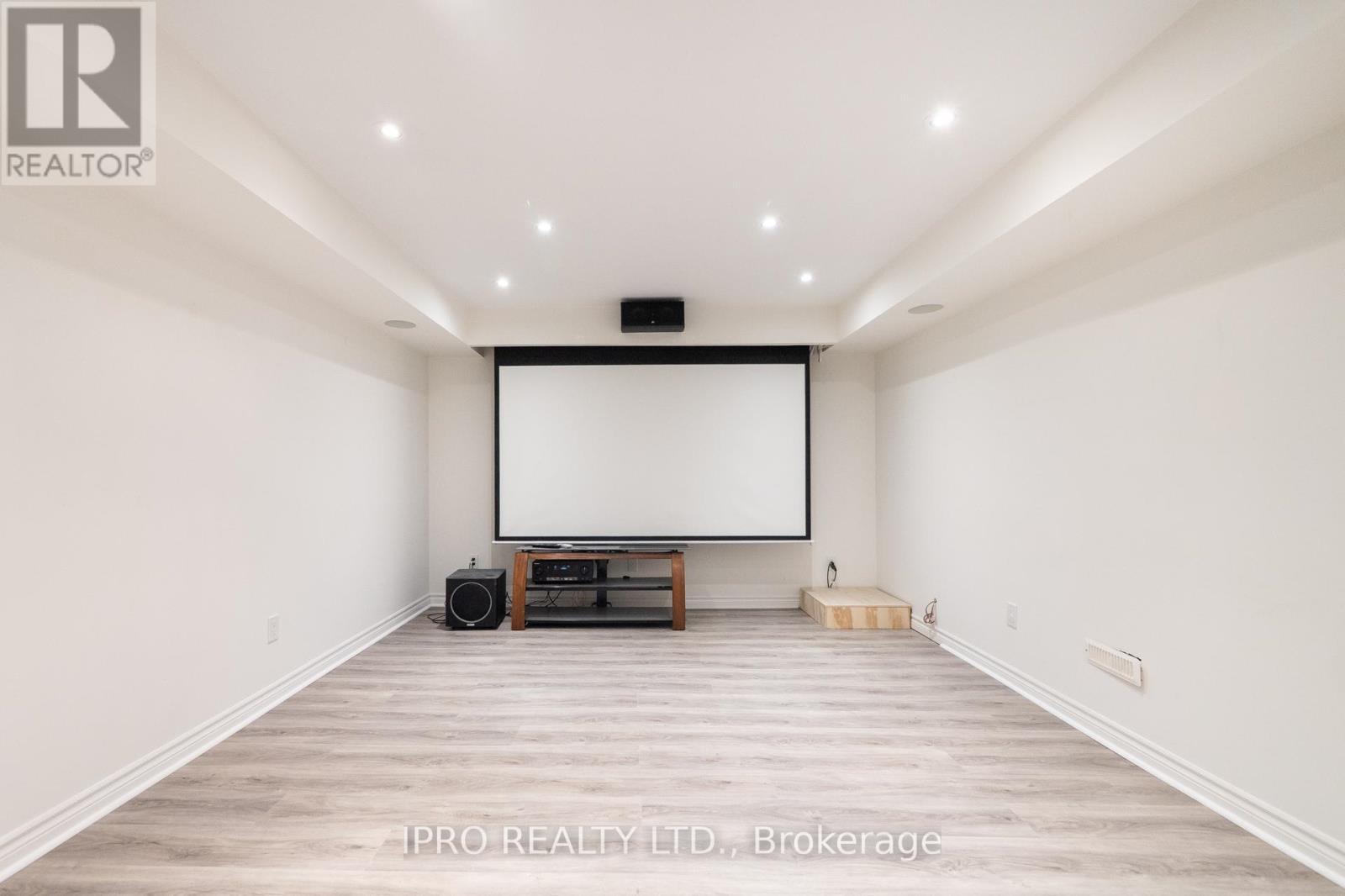












470 SAVOLINE BOULEVARD

,
Milton (SC Scott),




Ontario
L9T7X3

