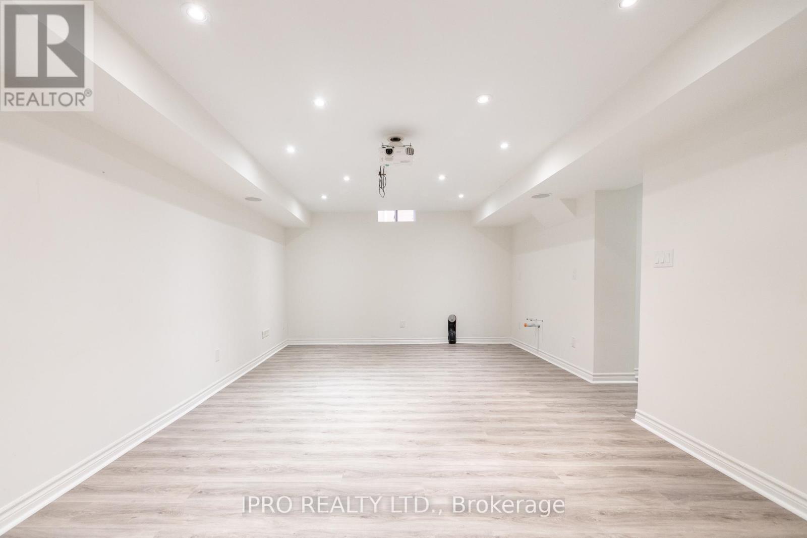 












470 SAVOLINE BOULEVARD

,
Milton (SC Scott),




Ontario
L9T7X3

