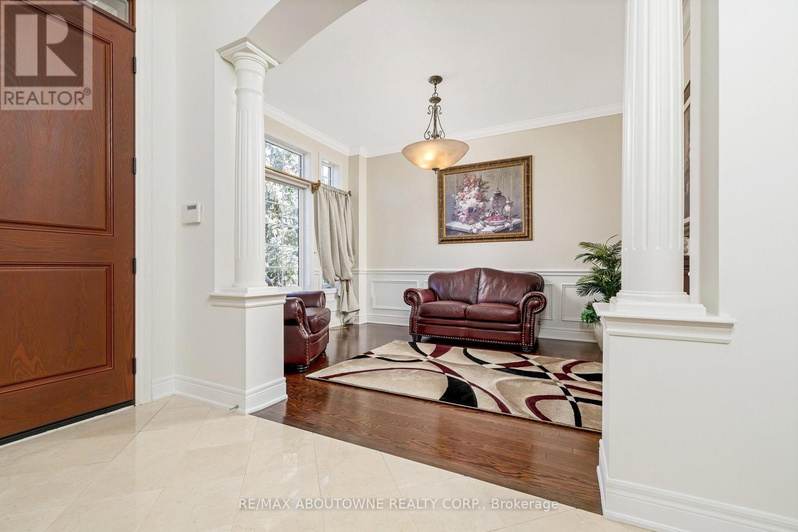 












3168 SADDLEWORTH CRESCENT

,
Oakville (BC Bronte Creek),




Ontario
L6M0A8

