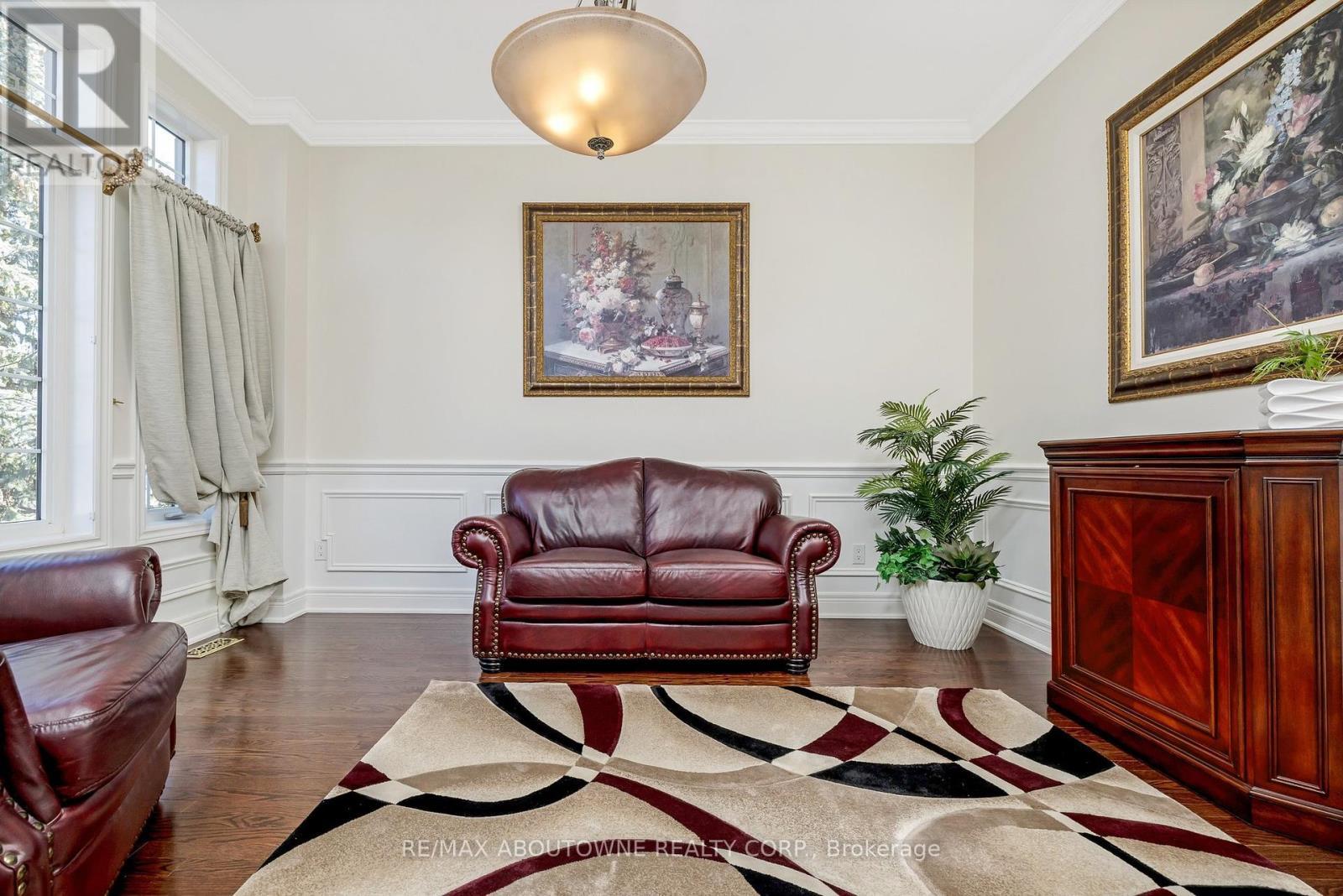 












3168 SADDLEWORTH CRESCENT

,
Oakville (BC Bronte Creek),




Ontario
L6M0A8

