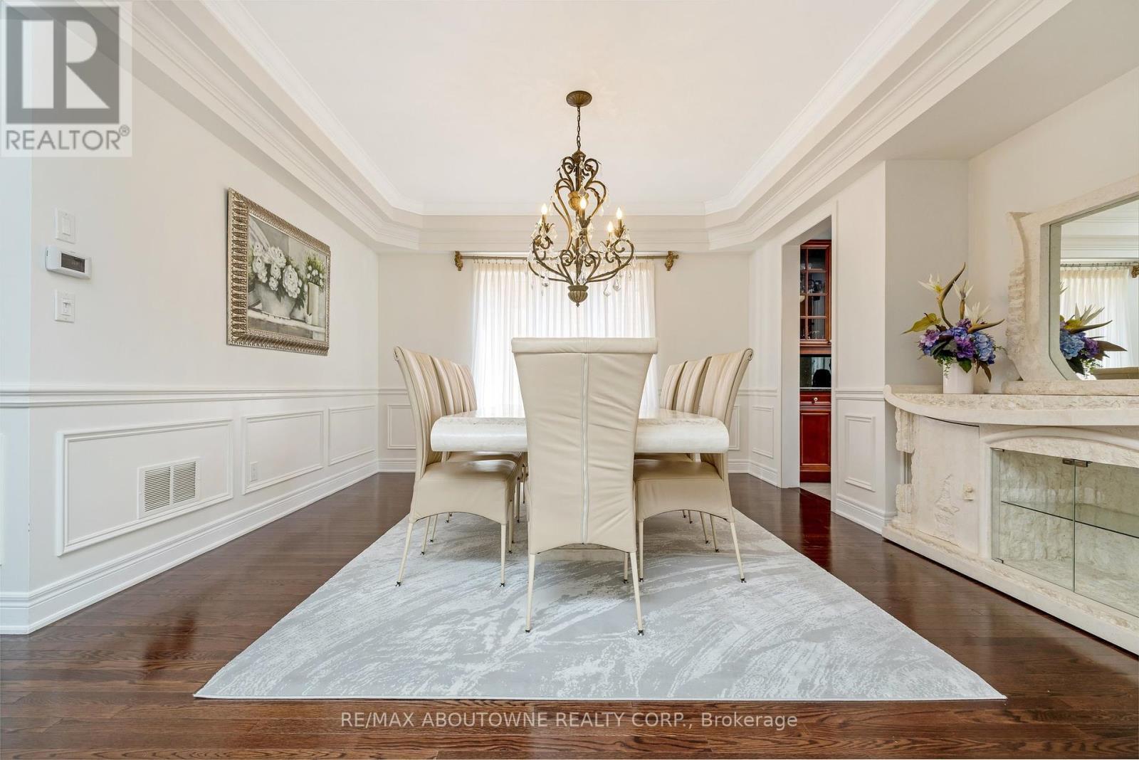 












3168 SADDLEWORTH CRESCENT

,
Oakville (BC Bronte Creek),




Ontario
L6M0A8

