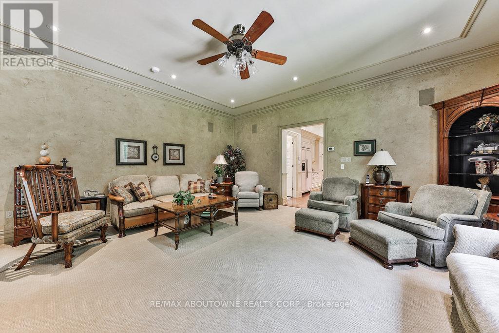 












3400 MILBUROUGH LINE

,
Burlington,




Ontario
L0R2H0

