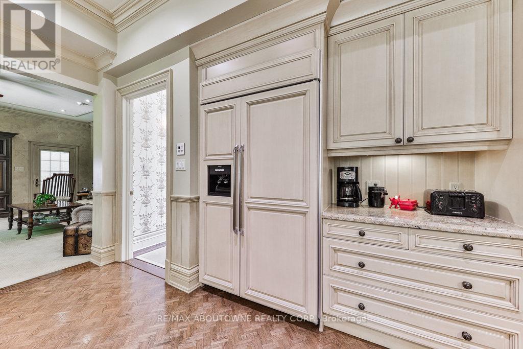 












3400 MILBUROUGH LINE

,
Burlington,




Ontario
L0R2H0

