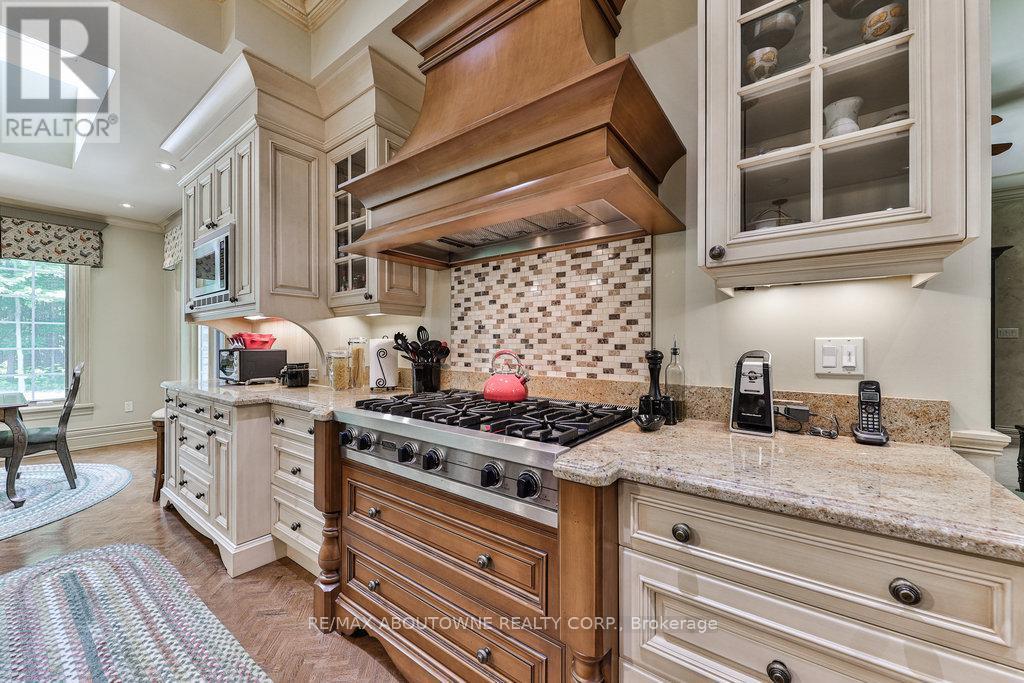 












3400 MILBUROUGH LINE

,
Burlington,




Ontario
L0R2H0

