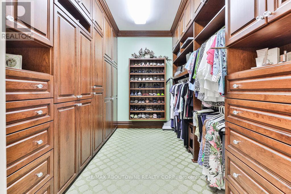 












3400 MILBUROUGH LINE

,
Burlington,




Ontario
L0R2H0

