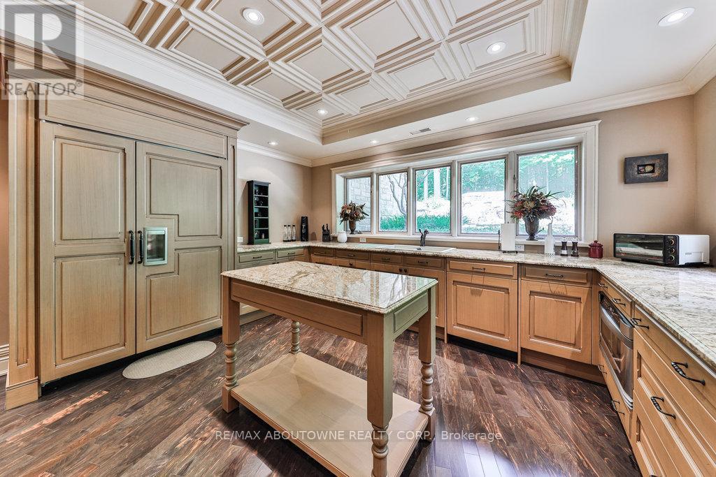 












3400 MILBUROUGH LINE

,
Burlington,




Ontario
L0R2H0

