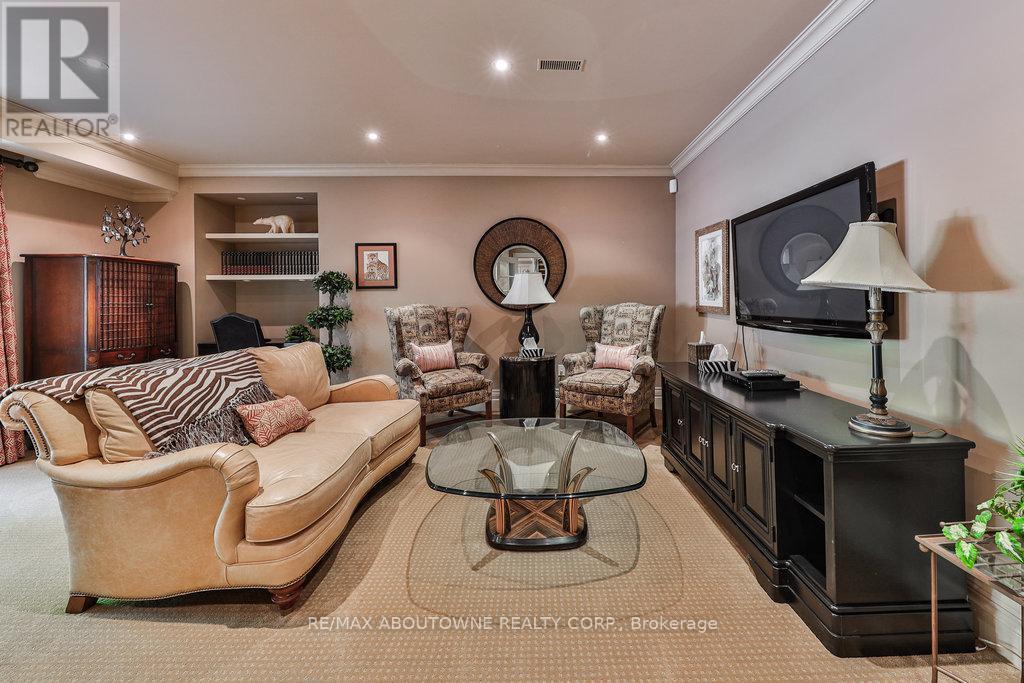 












3400 MILBUROUGH LINE

,
Burlington,




Ontario
L0R2H0

