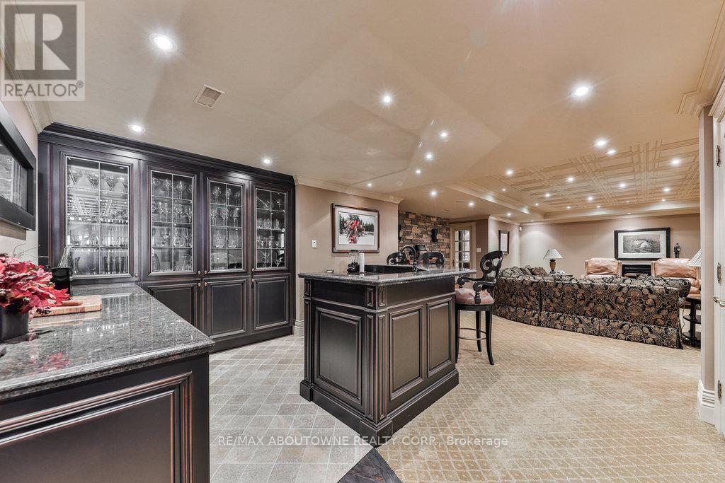 












3400 MILBUROUGH LINE

,
Burlington,




Ontario
L0R2H0

