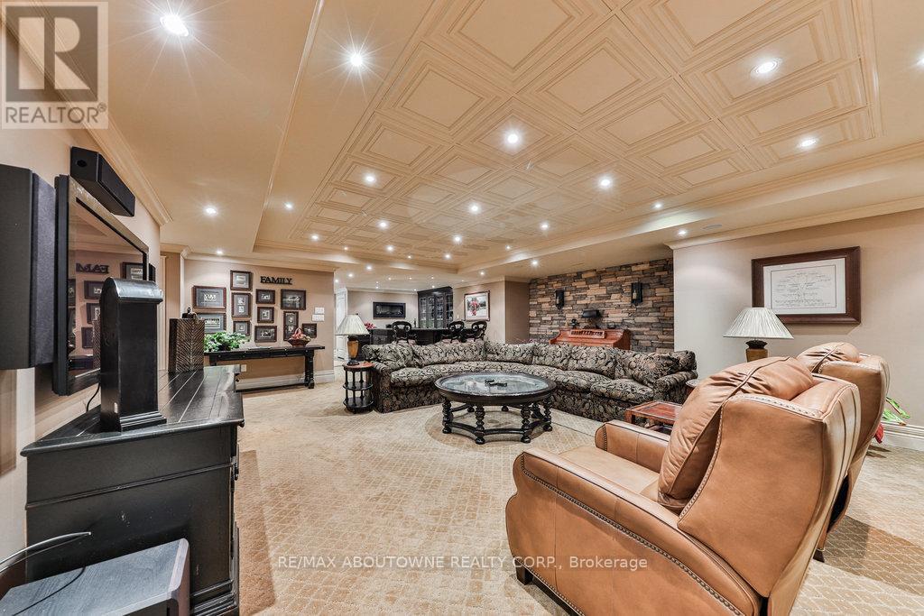 












3400 MILBUROUGH LINE

,
Burlington,




Ontario
L0R2H0

