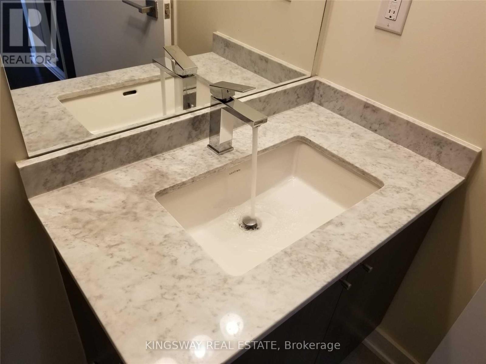 












1201 - 4011 BRICKSTONE MEWS

,
Mississauga (City Centre),




Ontario
L5B0J7

