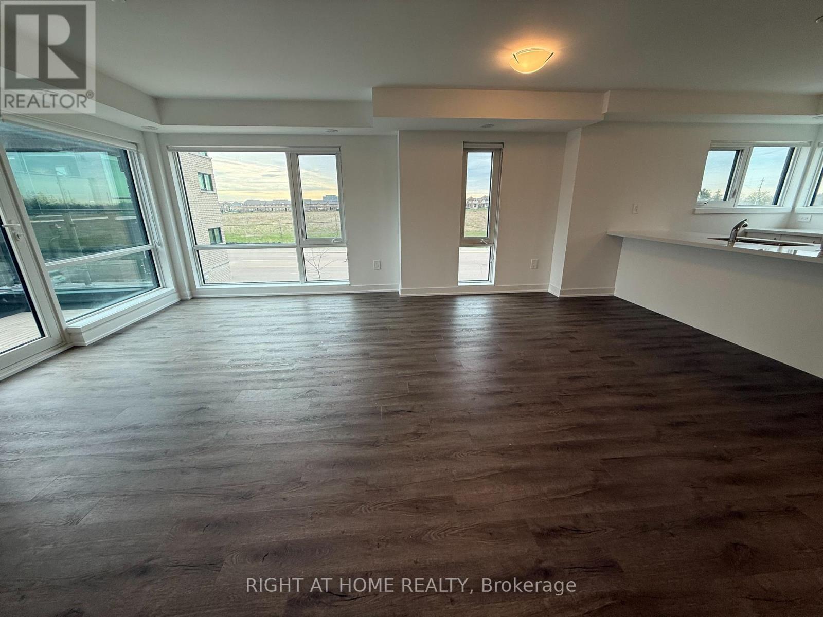 












22 - 5 ROMILLY AVENUE

,
Brampton (Northwest Brampton),




Ontario
L7A0A7

