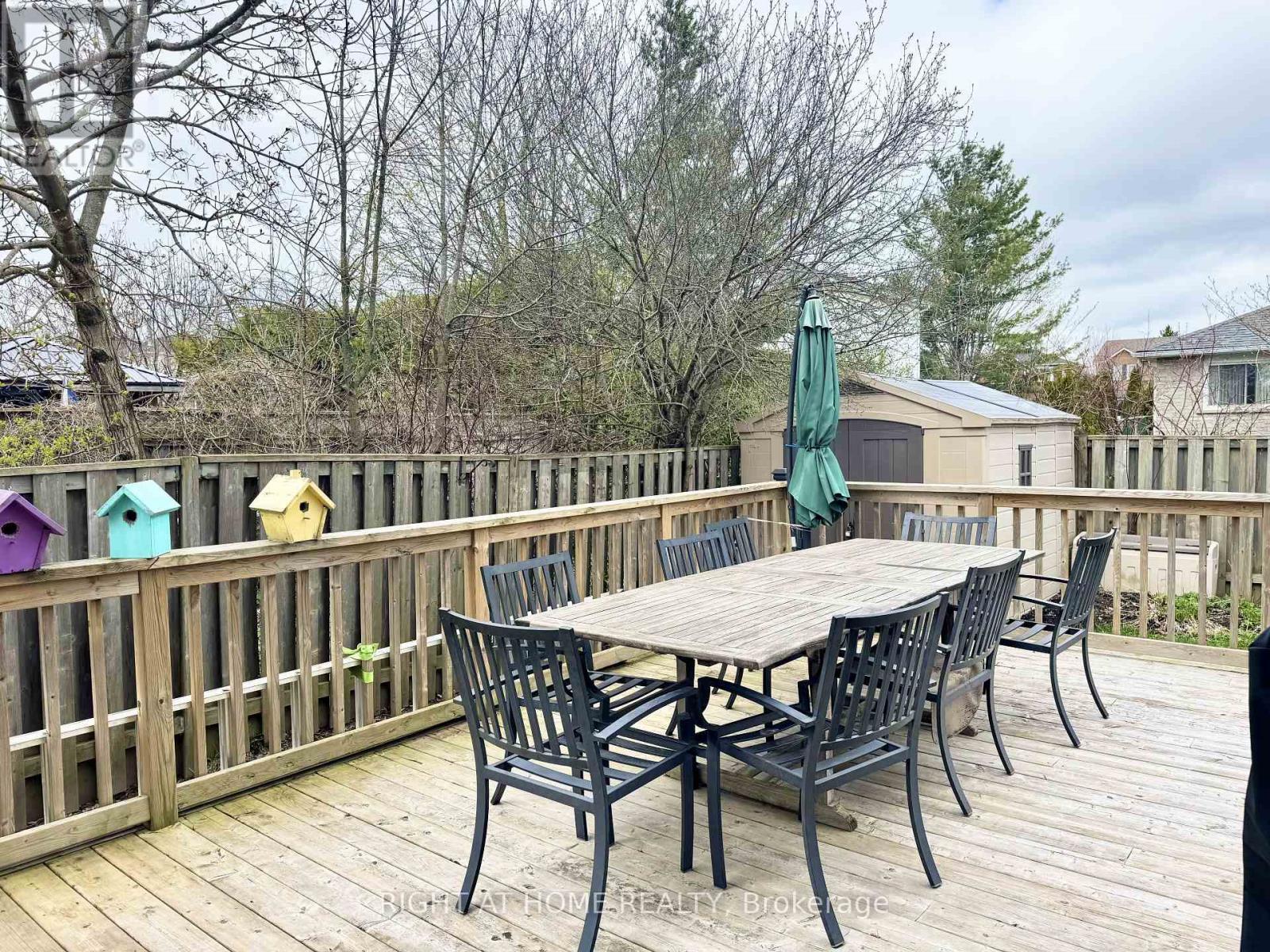 












11 PASSMORE AVENUE

,
Orangeville,




Ontario
L9W4E1


