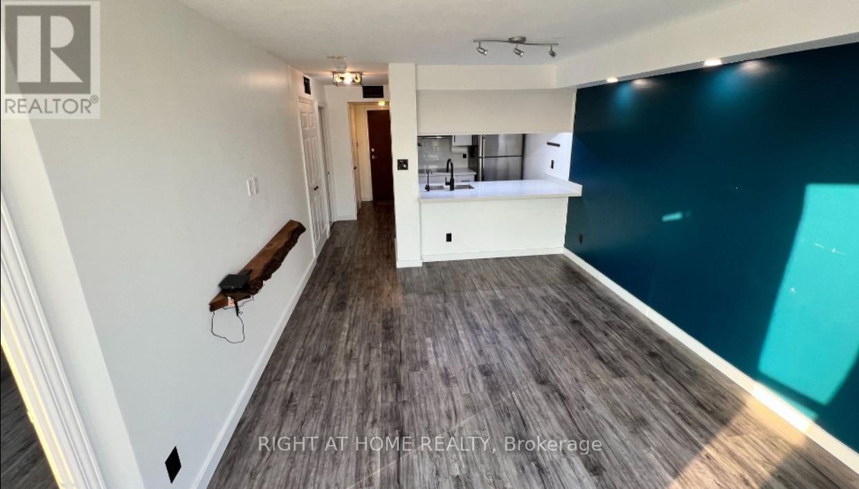 












209 - 880 DUNDAS STREET W

,
Mississauga (Erindale),




Ontario
L5C4H3

