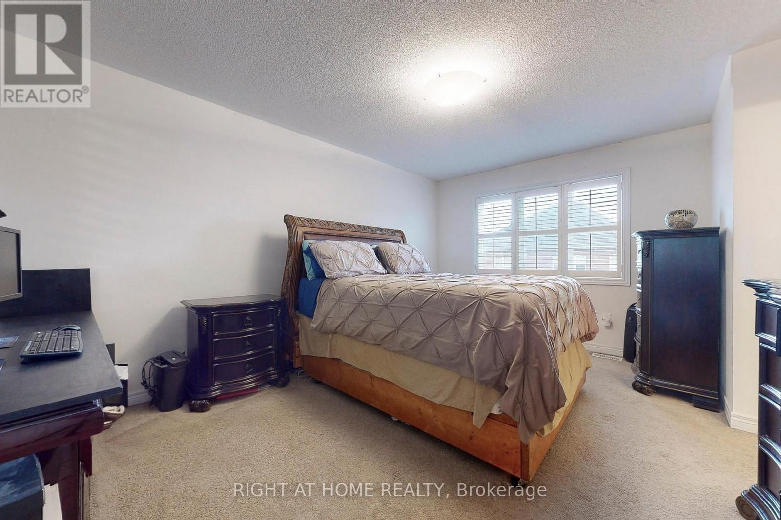 












774 SUGDEN TERRACE

,
Milton (WI Willmott),




Ontario
L9T8K3

