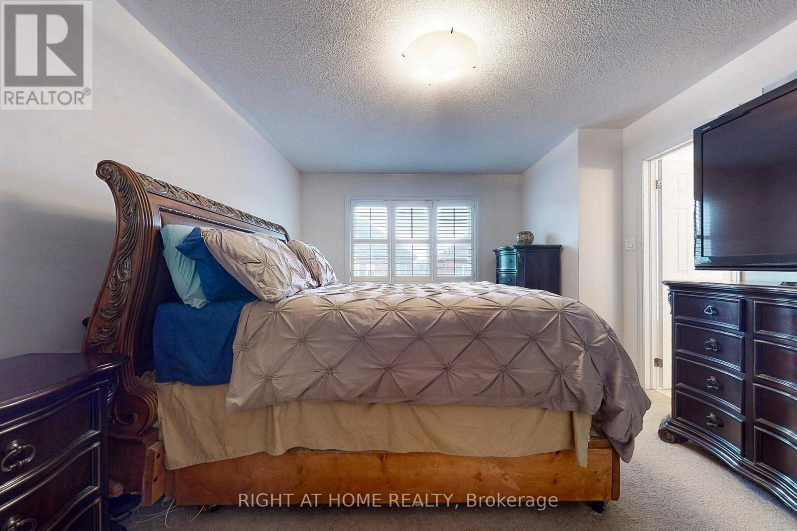 












774 SUGDEN TERRACE

,
Milton (WI Willmott),




Ontario
L9T8K3

