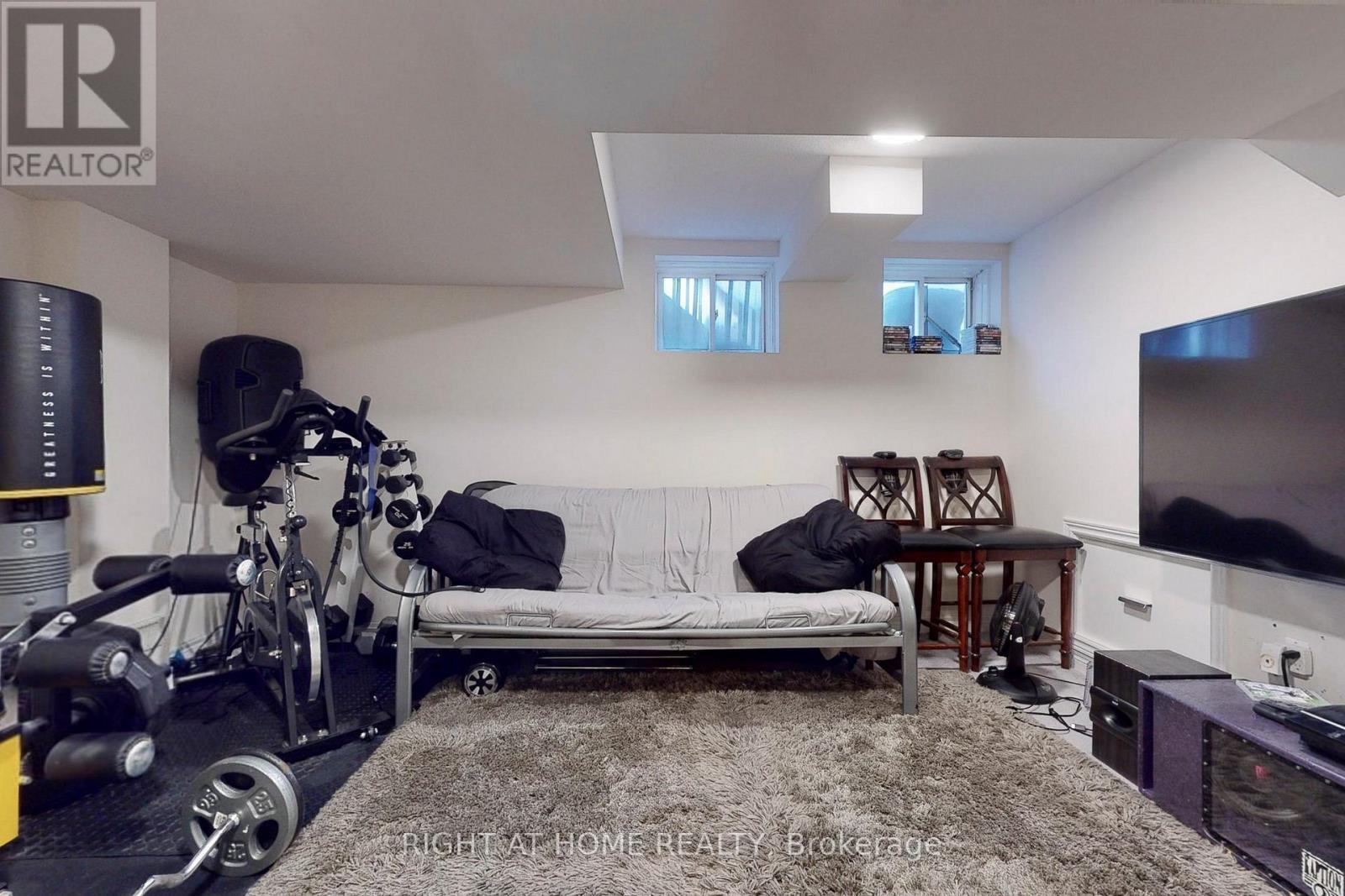 












774 SUGDEN TERRACE

,
Milton (WI Willmott),




Ontario
L9T8K3

