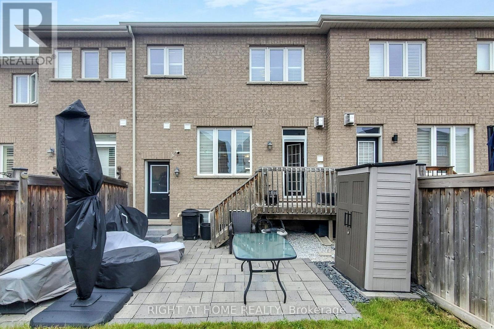 












774 SUGDEN TERRACE

,
Milton (WI Willmott),




Ontario
L9T8K3

