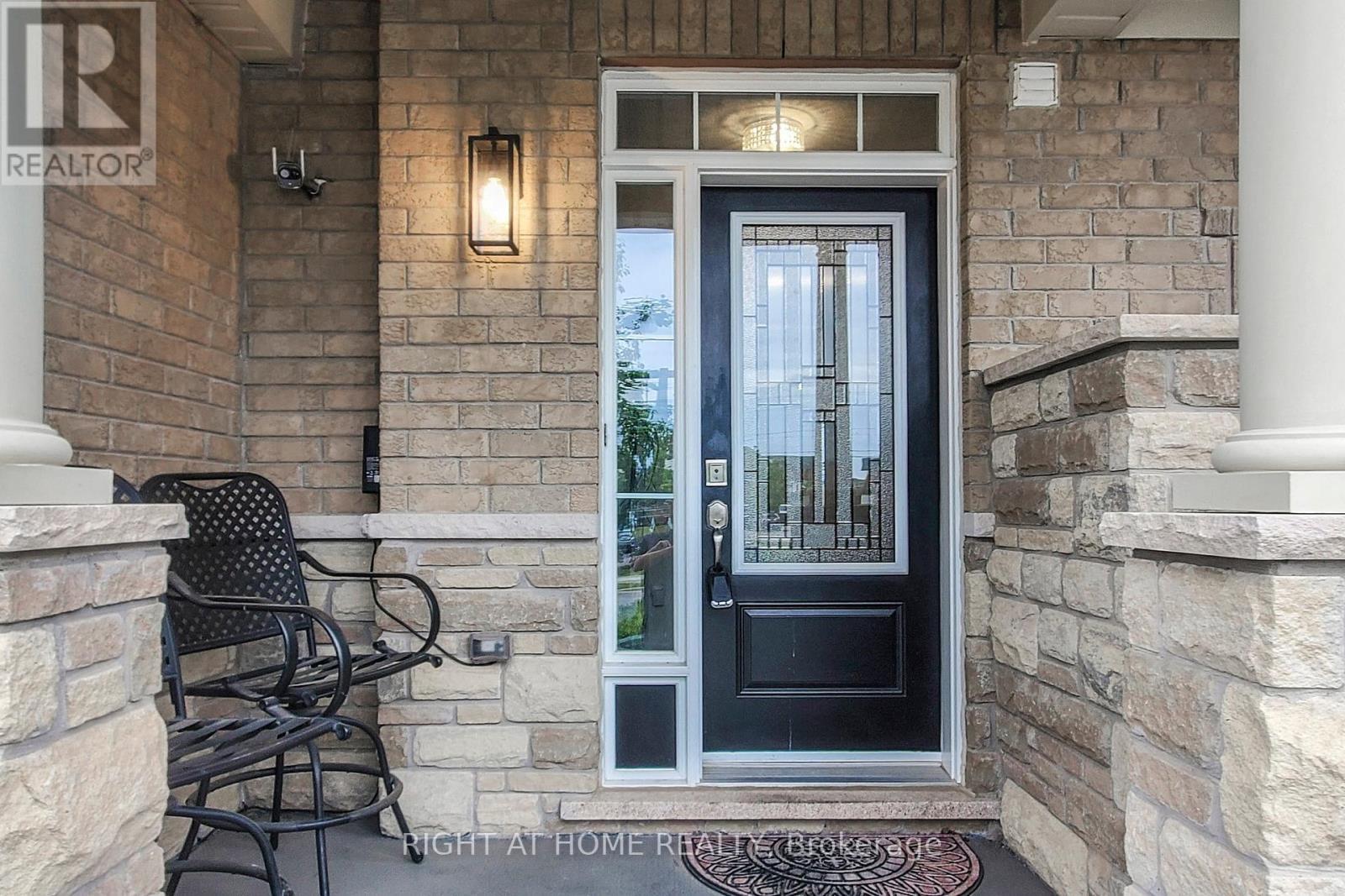 












774 SUGDEN TERRACE

,
Milton (WI Willmott),




Ontario
L9T8K3

