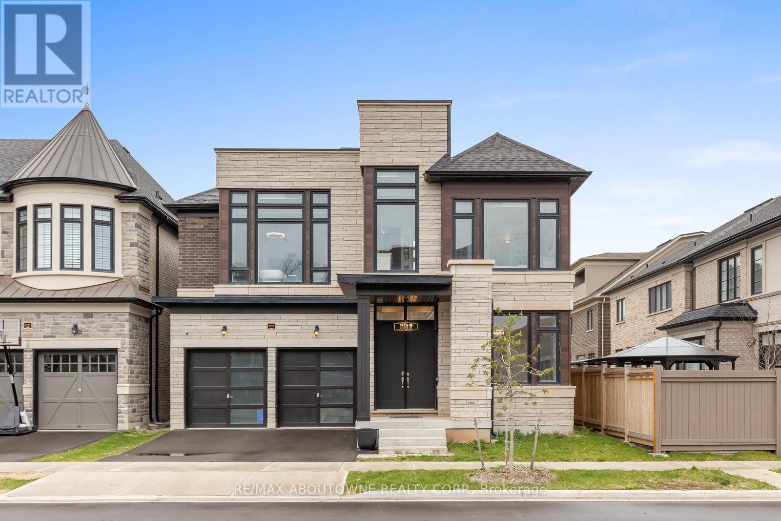 












1217 IRONBRIDGE ROAD

,
Oakville (GA Glen Abbey),




Ontario
L6M5M5

