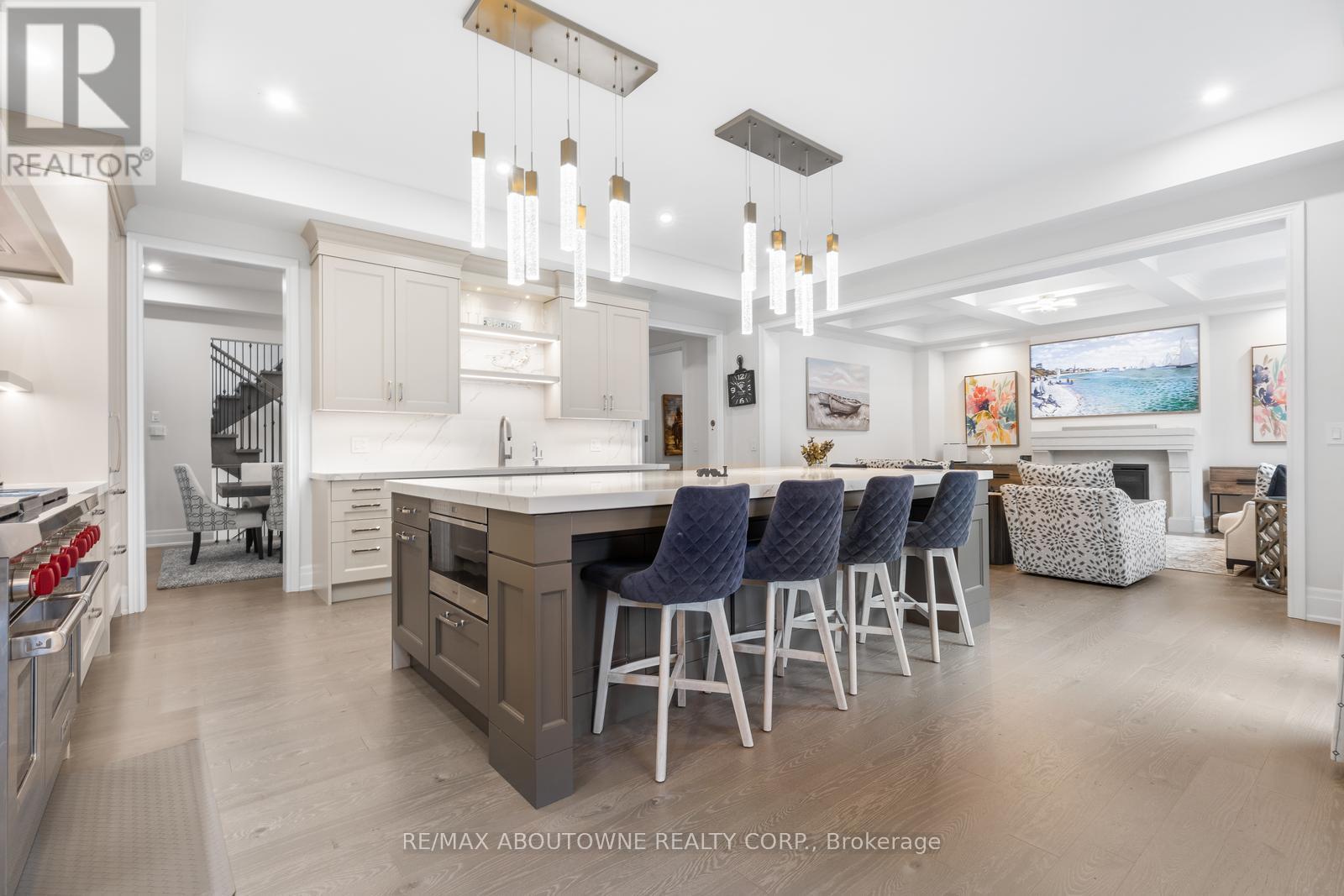 












1217 IRONBRIDGE ROAD

,
Oakville (GA Glen Abbey),




Ontario
L6M5M5

