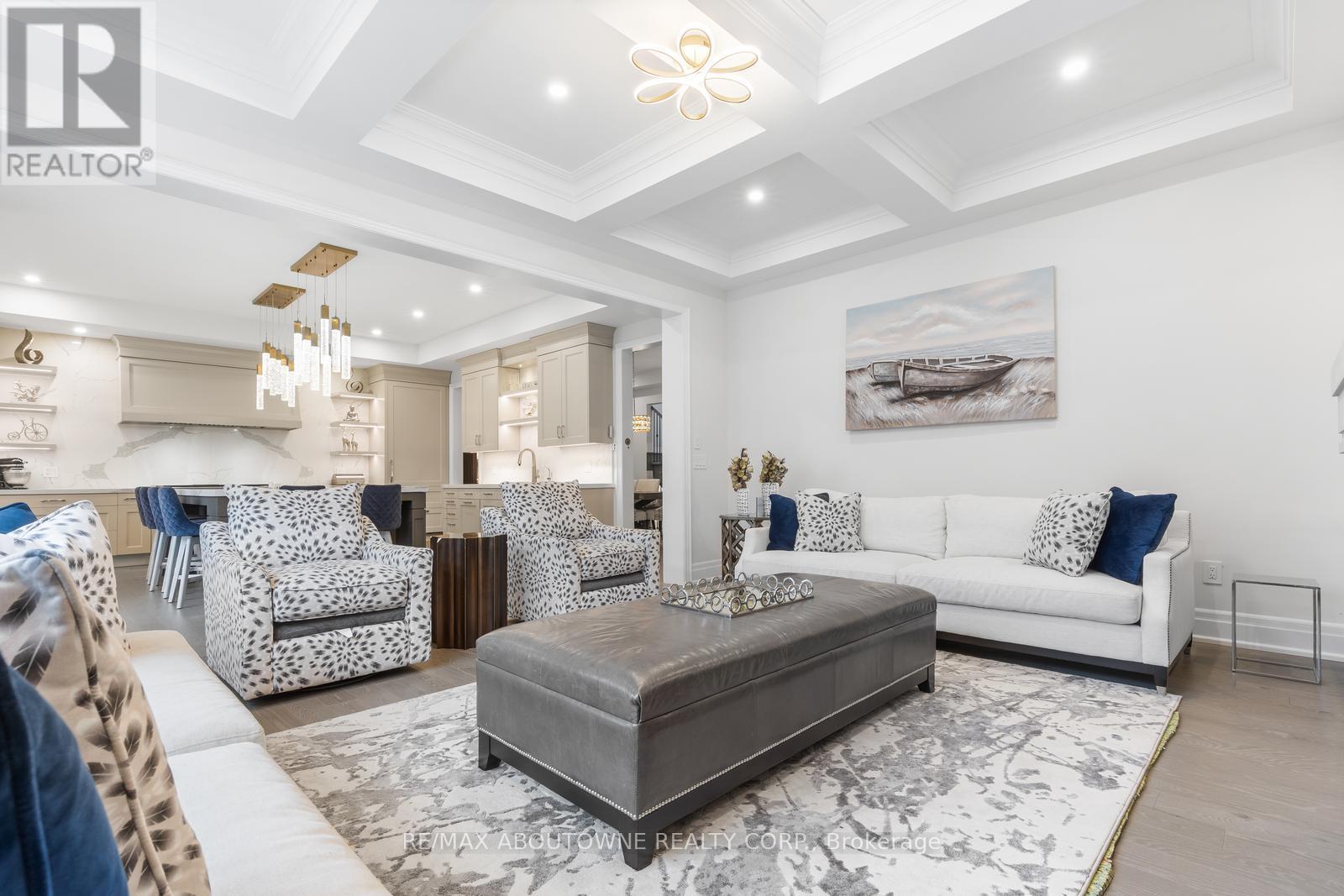 












1217 IRONBRIDGE ROAD

,
Oakville (GA Glen Abbey),




Ontario
L6M5M5

