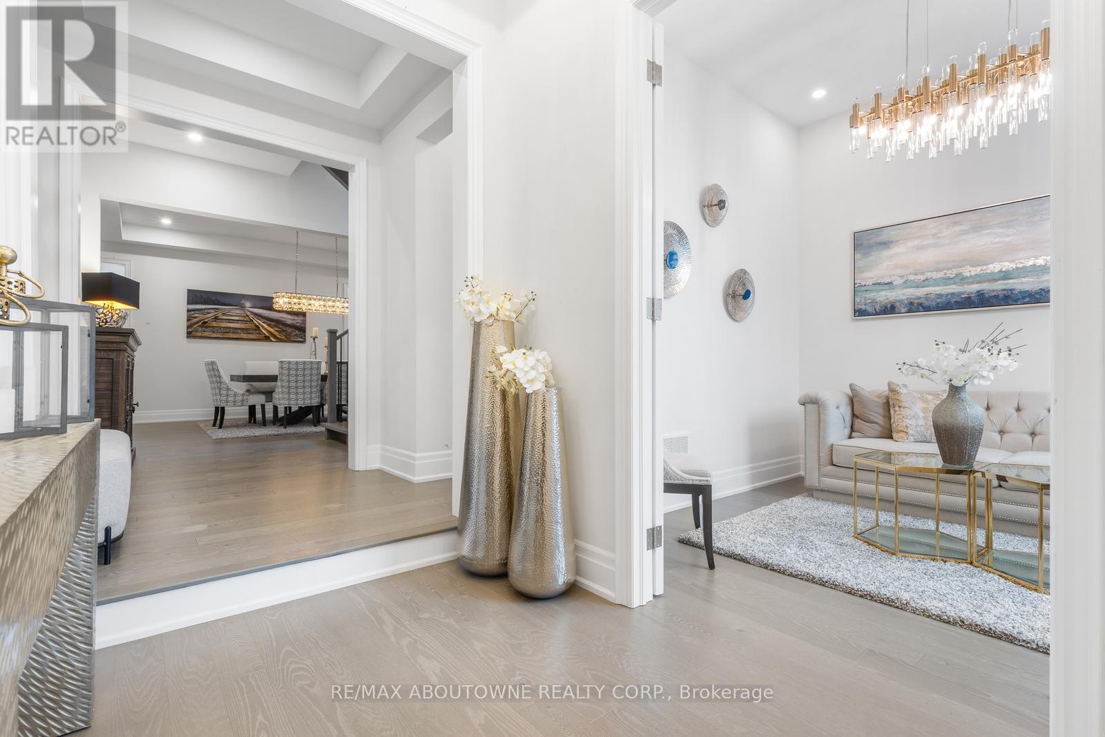 












1217 IRONBRIDGE ROAD

,
Oakville (GA Glen Abbey),




Ontario
L6M5M5

