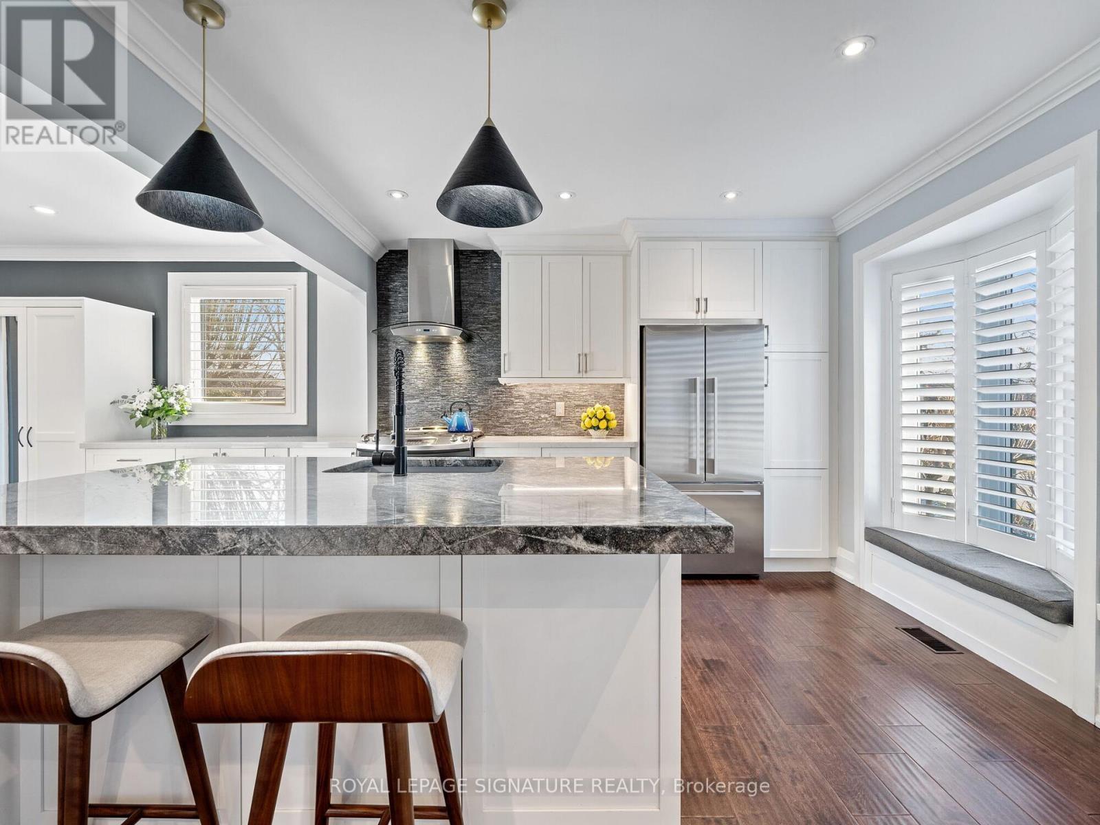 












1445 ISLINGTON AVENUE

,
Toronto (Edenbridge-Humber Valley),




Ontario
M9A3K8

