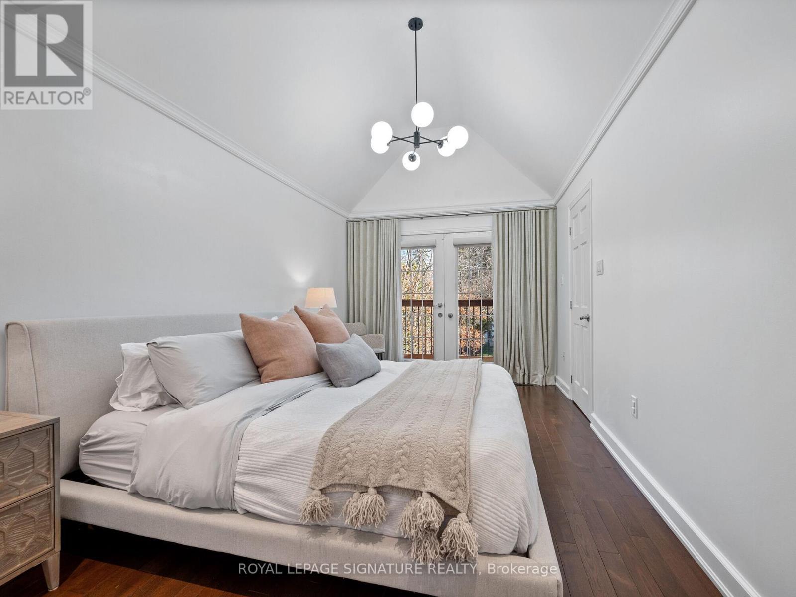 












1445 ISLINGTON AVENUE

,
Toronto (Edenbridge-Humber Valley),




Ontario
M9A3K8

