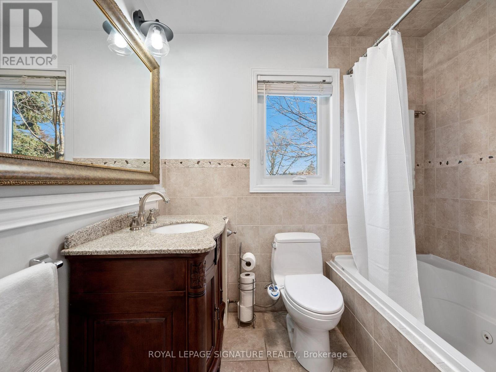 












1445 ISLINGTON AVENUE

,
Toronto (Edenbridge-Humber Valley),




Ontario
M9A3K8


