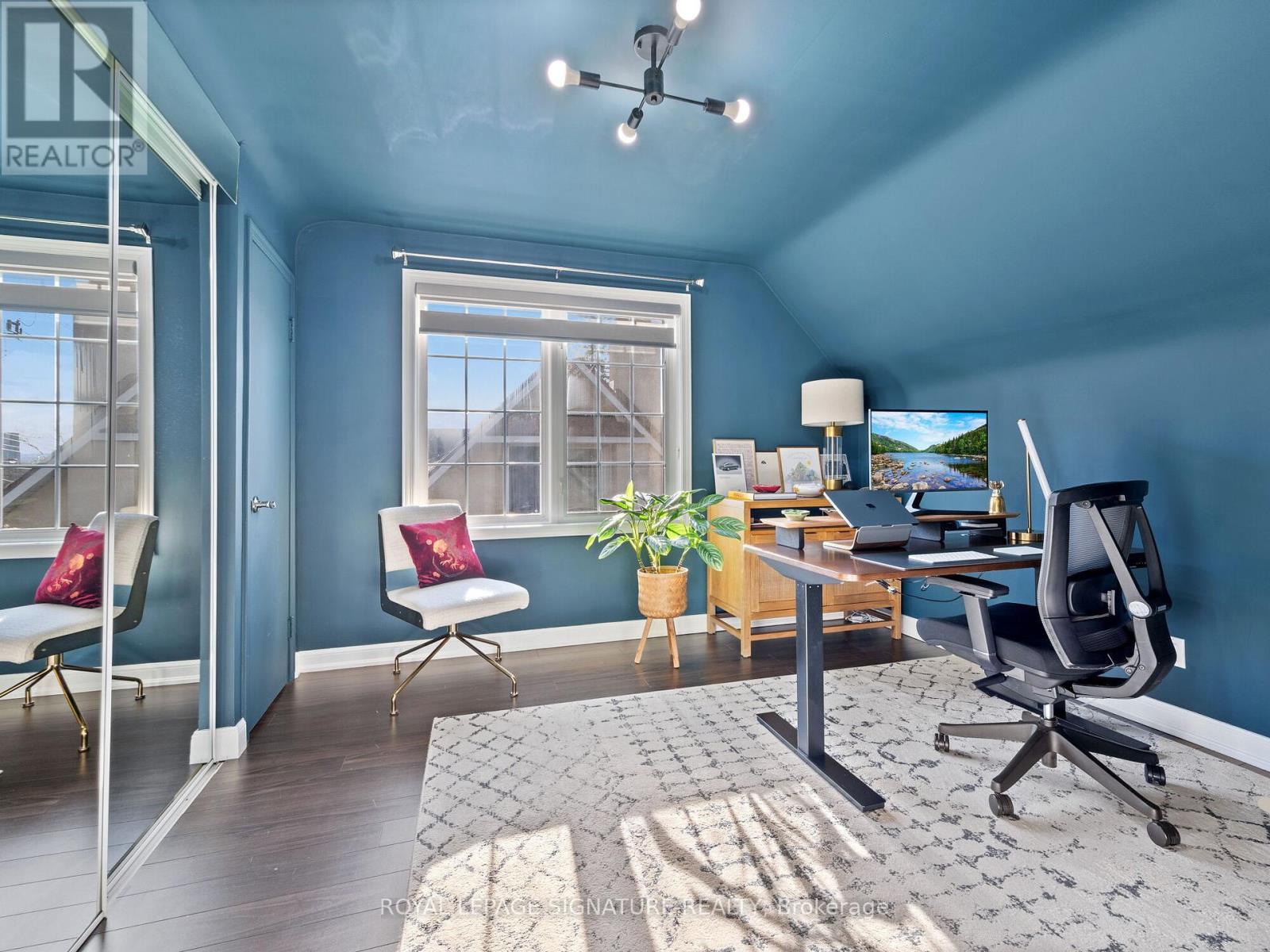 












1445 ISLINGTON AVENUE

,
Toronto (Edenbridge-Humber Valley),




Ontario
M9A3K8

