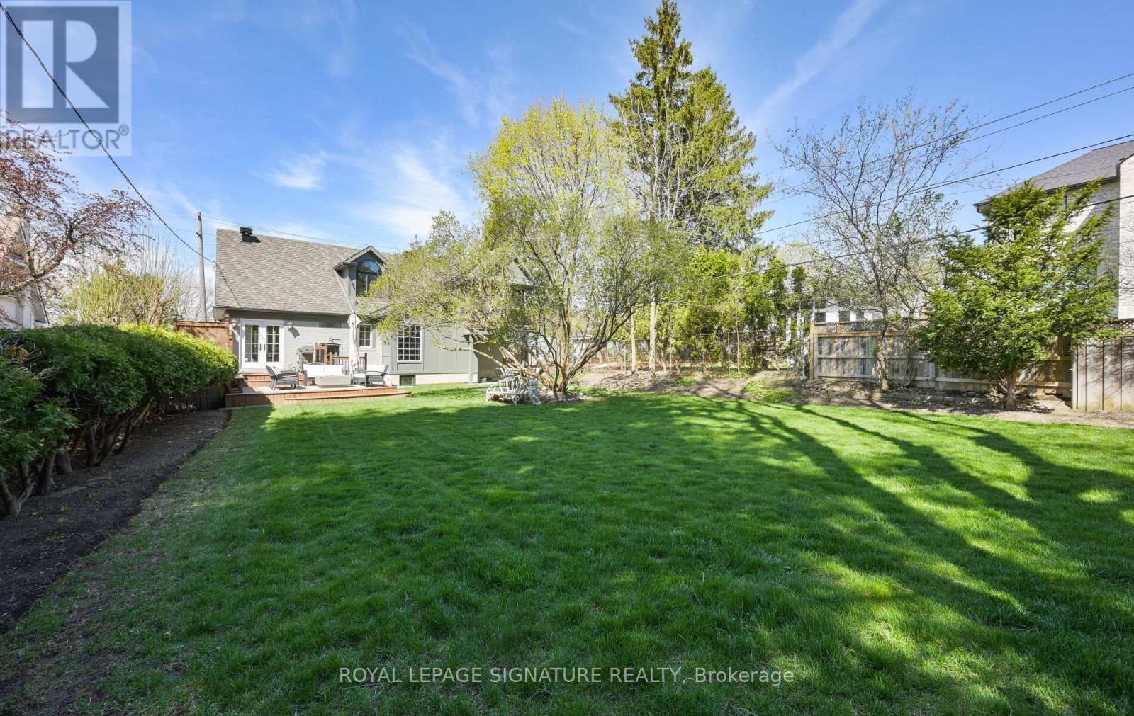 












1445 ISLINGTON AVENUE

,
Toronto (Edenbridge-Humber Valley),




Ontario
M9A3K8

