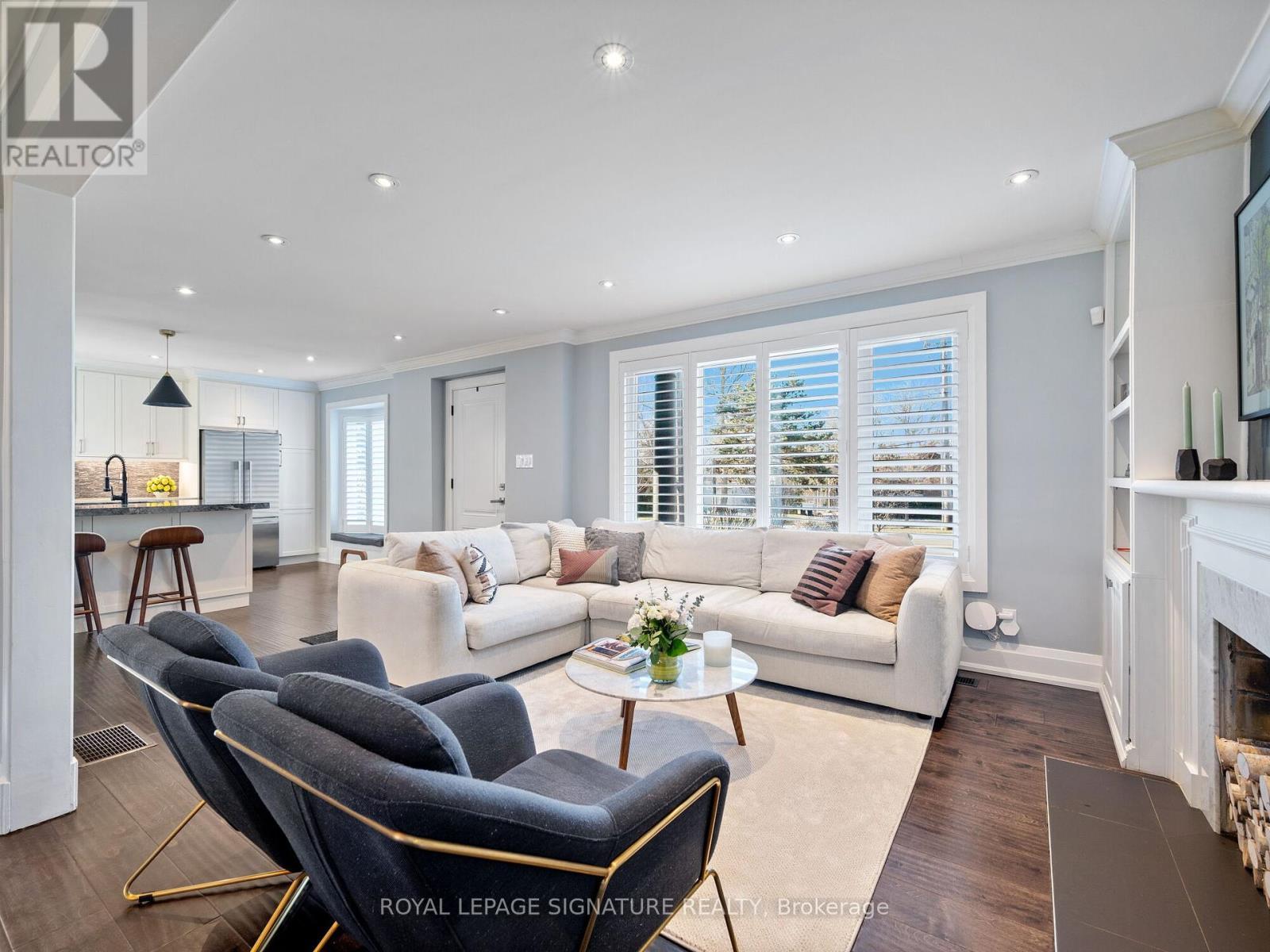 












1445 ISLINGTON AVENUE

,
Toronto (Edenbridge-Humber Valley),




Ontario
M9A3K8

