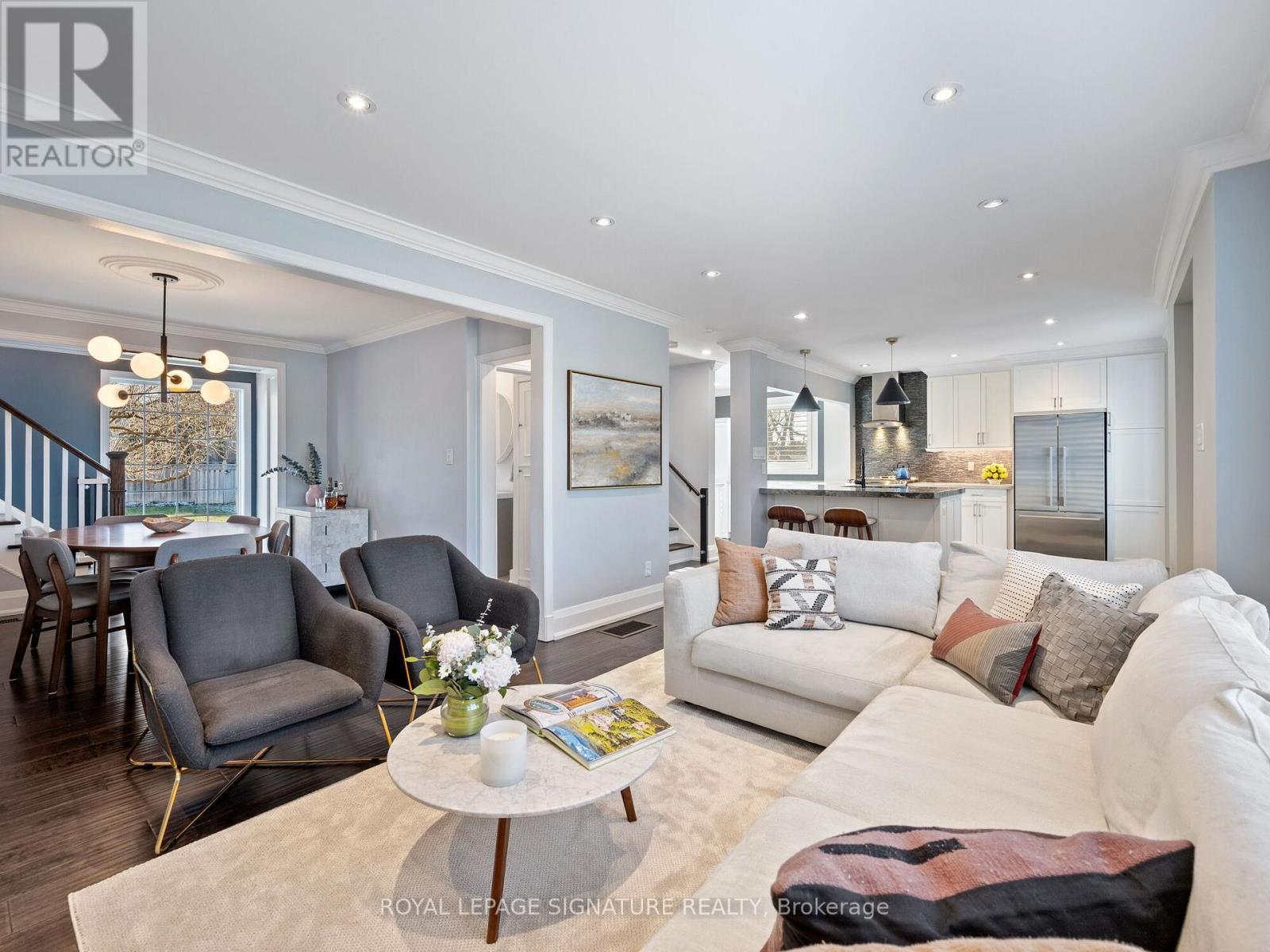 












1445 ISLINGTON AVENUE

,
Toronto (Edenbridge-Humber Valley),




Ontario
M9A3K8

