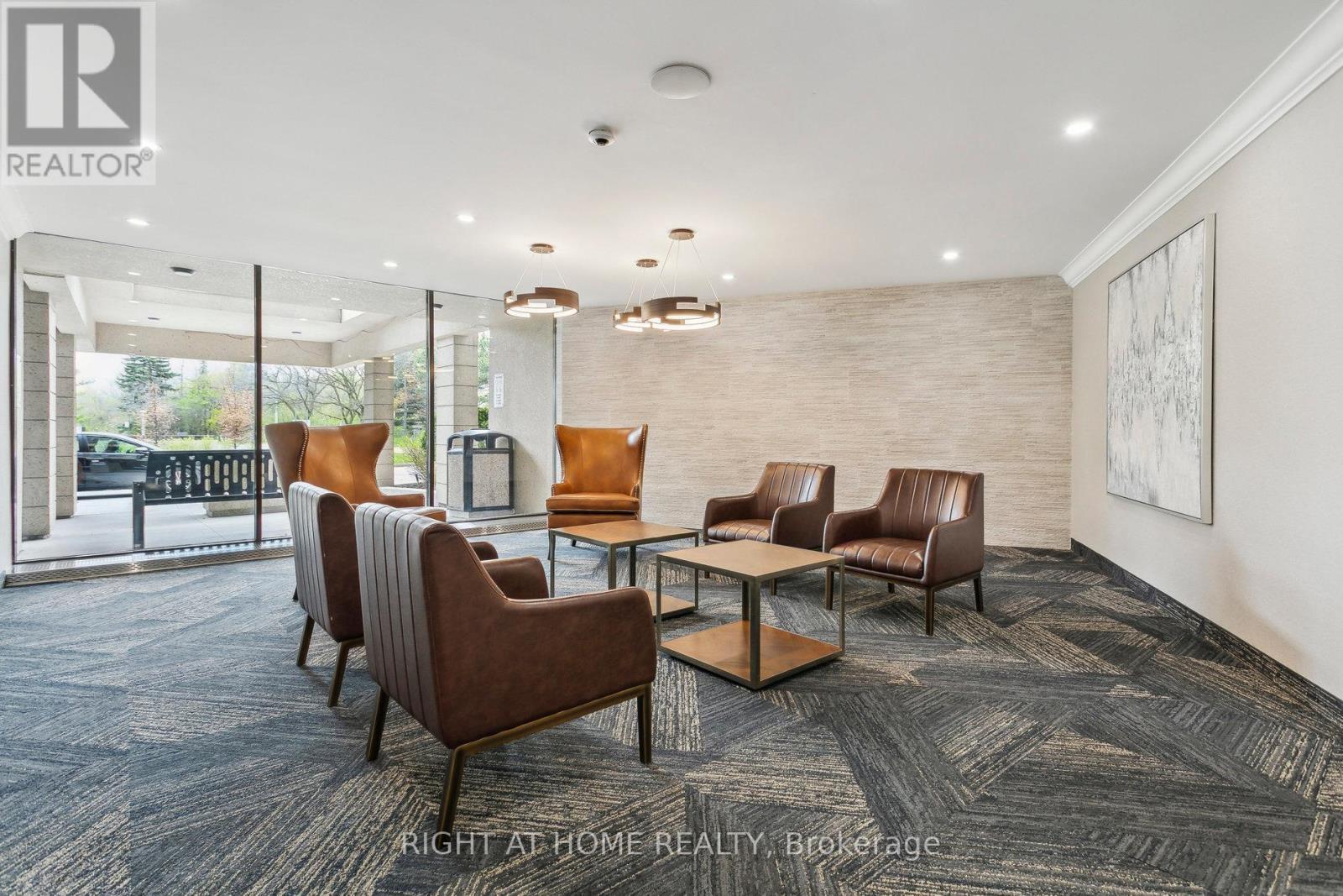 












1616 - 451 THE WEST MALL

,
Toronto (Etobicoke West Mall),




Ontario
M9C1G1

