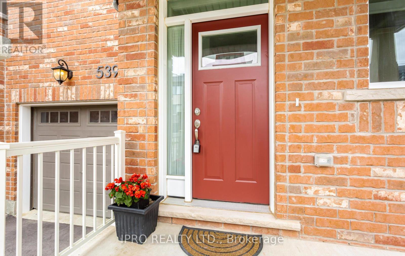 












539 BELLFLOWER COURT

,
Milton (MI Rural Milton),




Ontario
L9T1W5

