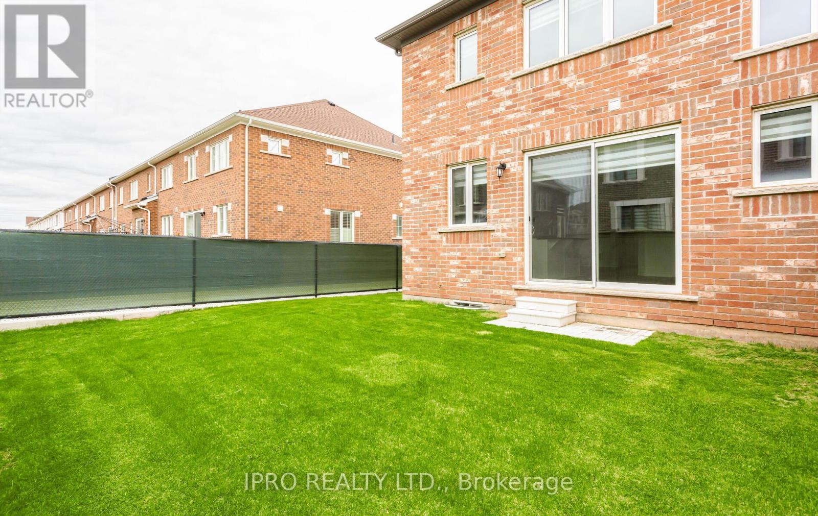 












539 BELLFLOWER COURT

,
Milton (MI Rural Milton),




Ontario
L9T1W5

