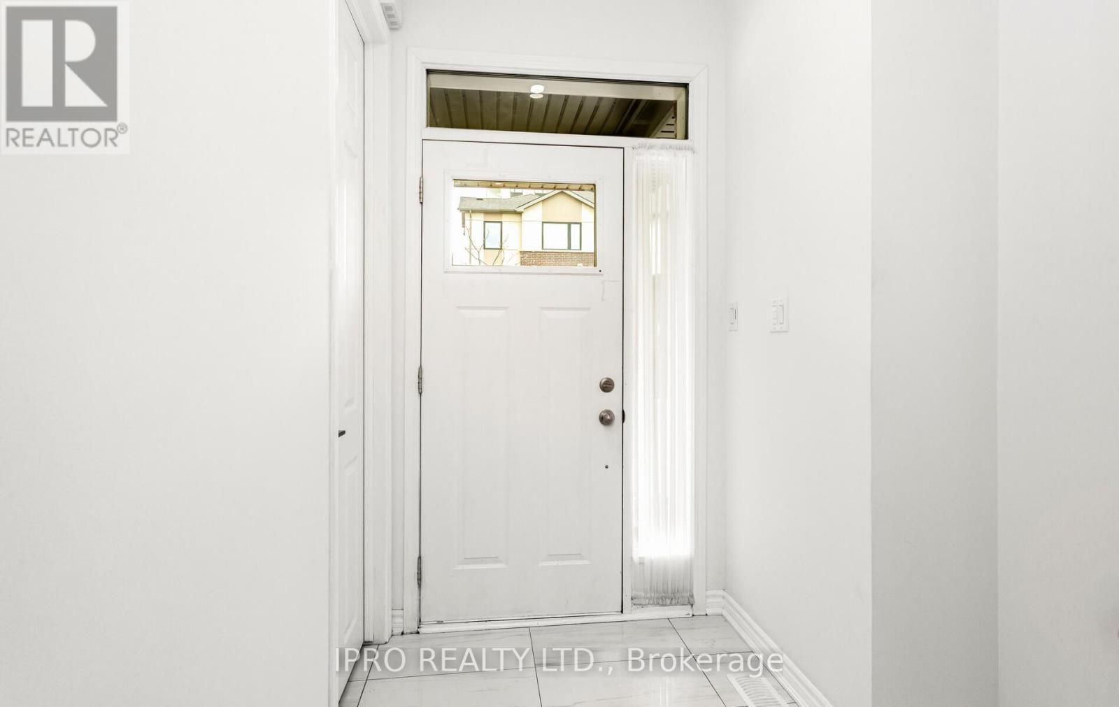












539 BELLFLOWER COURT

,
Milton (MI Rural Milton),




Ontario
L9T1W5

