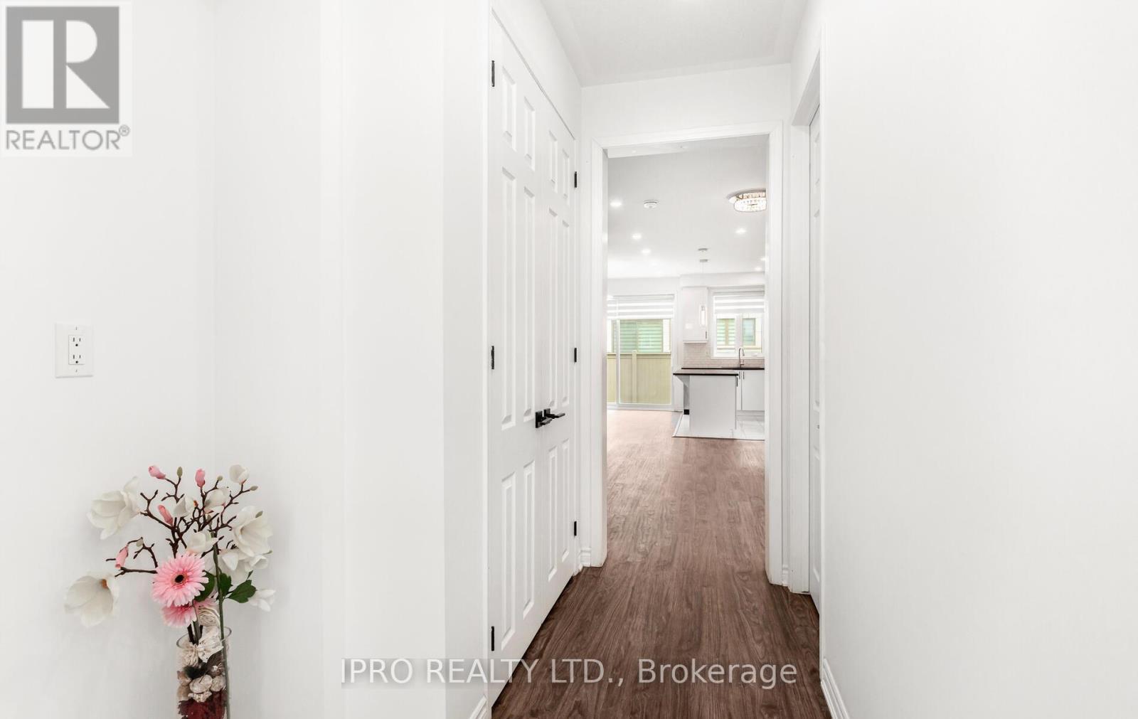 












539 BELLFLOWER COURT

,
Milton (MI Rural Milton),




Ontario
L9T1W5

