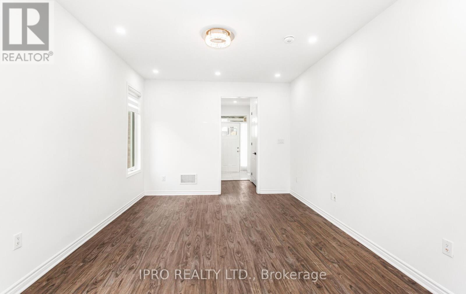 












539 BELLFLOWER COURT

,
Milton (MI Rural Milton),




Ontario
L9T1W5

