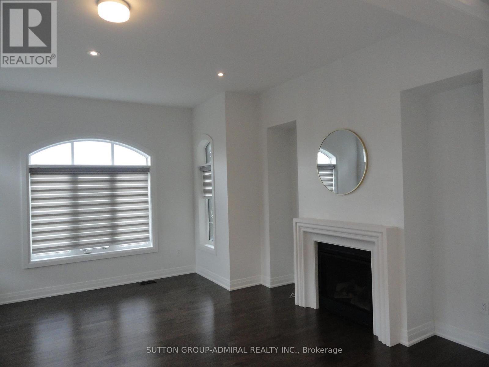 












37 JURA CRESCENT

,
Brampton (Toronto Gore Rural Estate),




Ontario
L6P0J4

