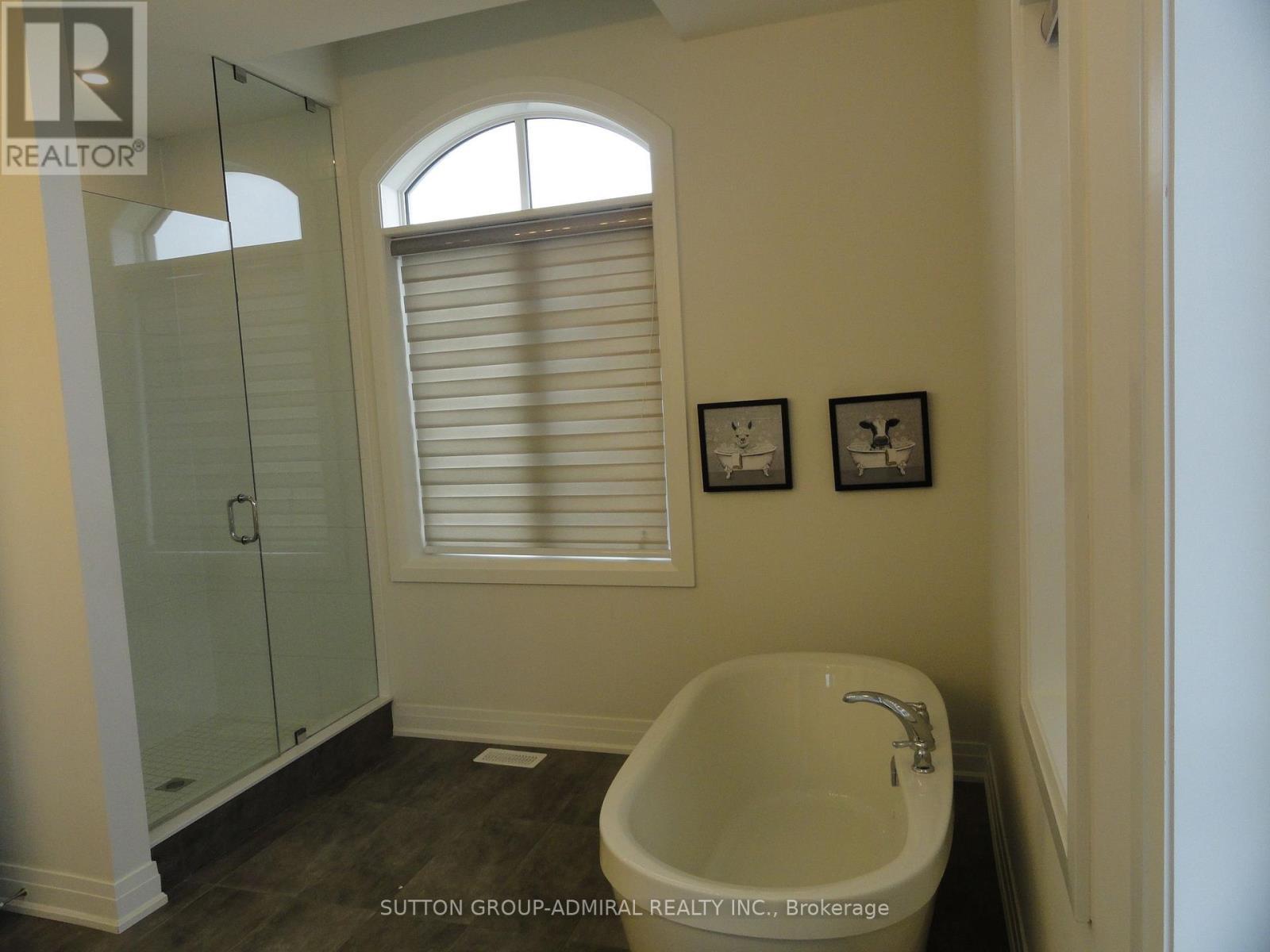












37 JURA CRESCENT

,
Brampton (Toronto Gore Rural Estate),




Ontario
L6P0J4

