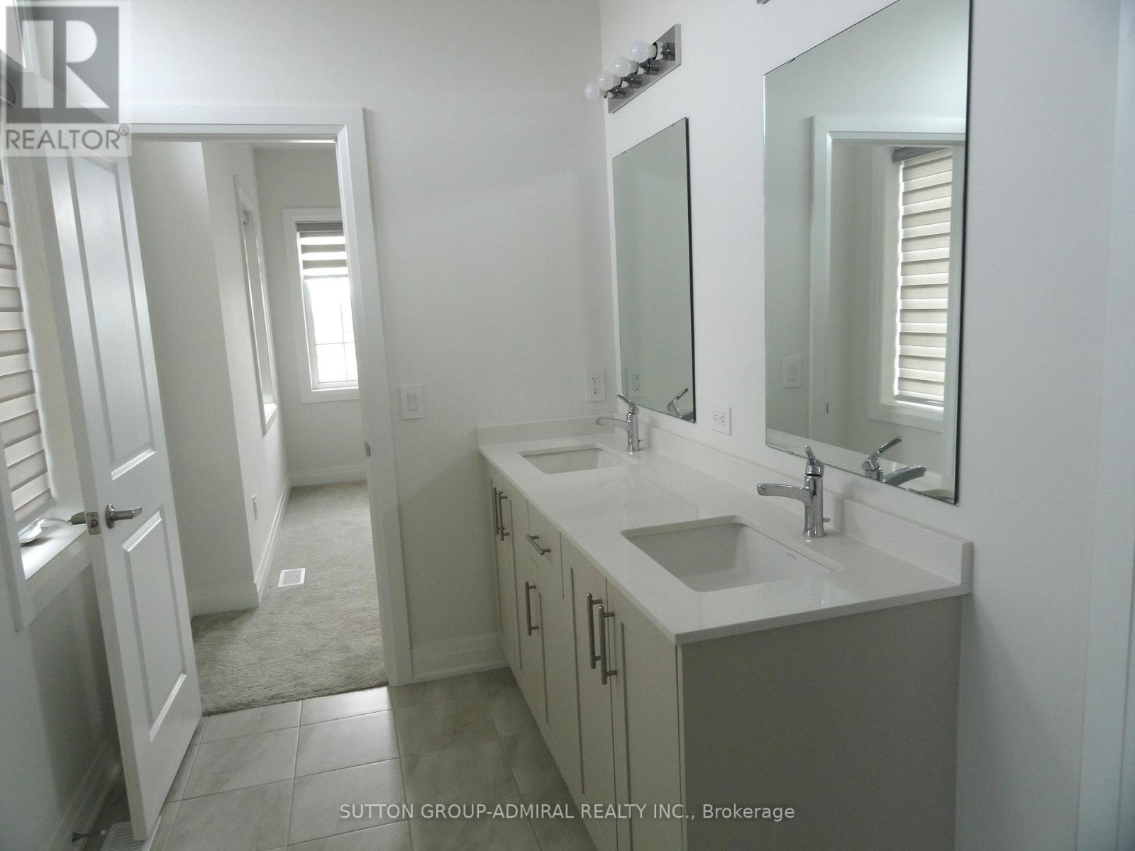 












37 JURA CRESCENT

,
Brampton (Toronto Gore Rural Estate),




Ontario
L6P0J4

