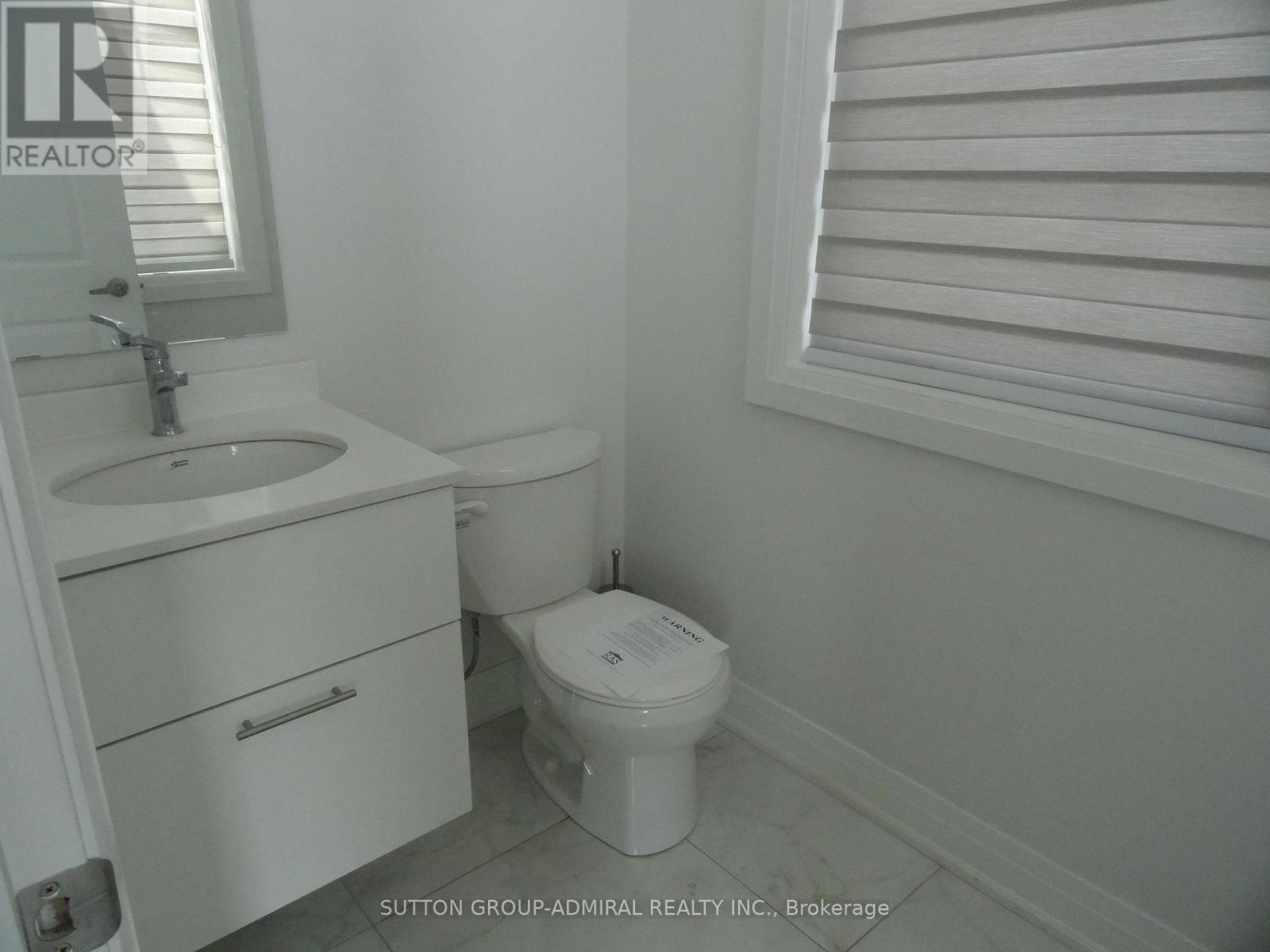 












37 JURA CRESCENT

,
Brampton (Toronto Gore Rural Estate),




Ontario
L6P0J4

