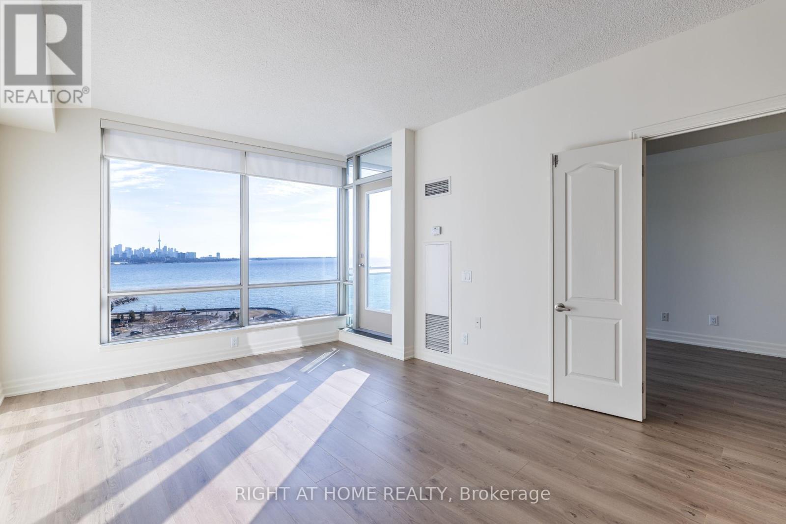 












1102 - 5 MARINE PARADE DRIVE

,
Toronto (Mimico),




Ontario
M8V4B4

