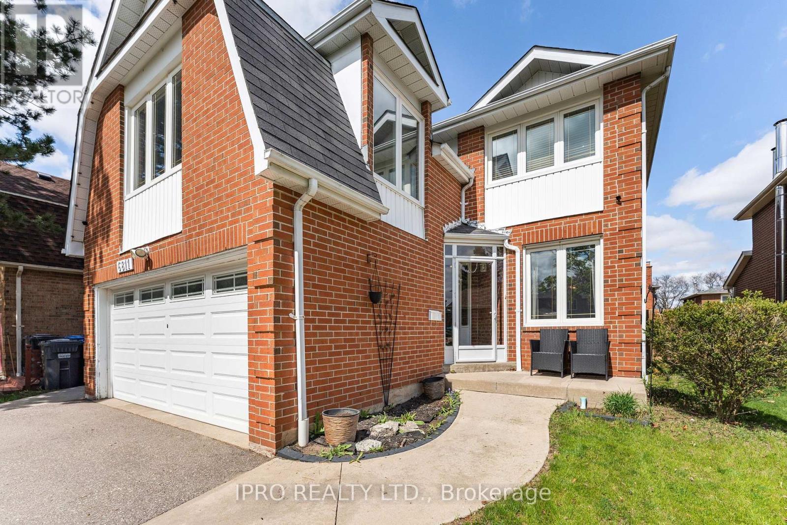 












6811 EDENWOOD DRIVE

,
Mississauga (Meadowvale),




Ontario
L5N3X9

